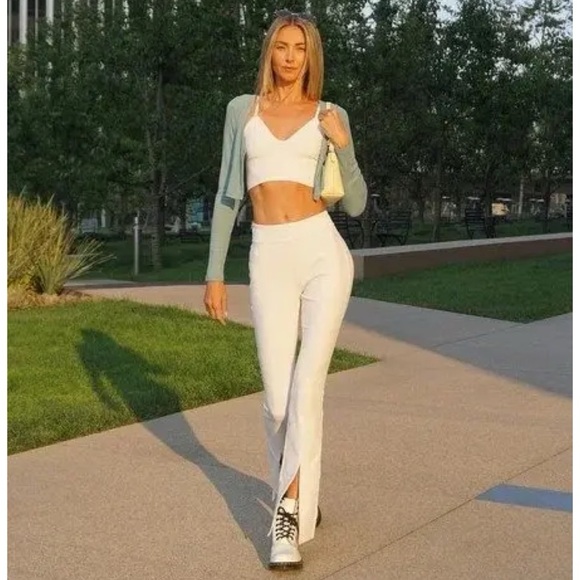 Alo Yoga High Waist Flutter Legging Ivory Small - Picture 4 of 11